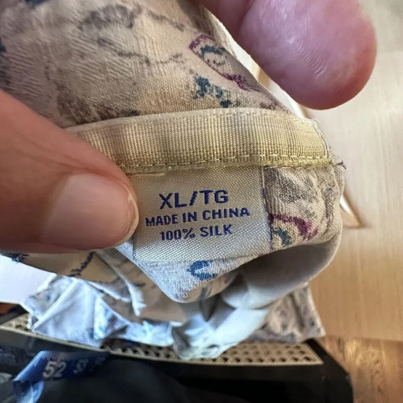 TOMMY BAHAMA MENS ALCAZAR TILES HAWAIIAN 100% SILK ALOHA CAMP SHIRT XL - Picture 11 of 11